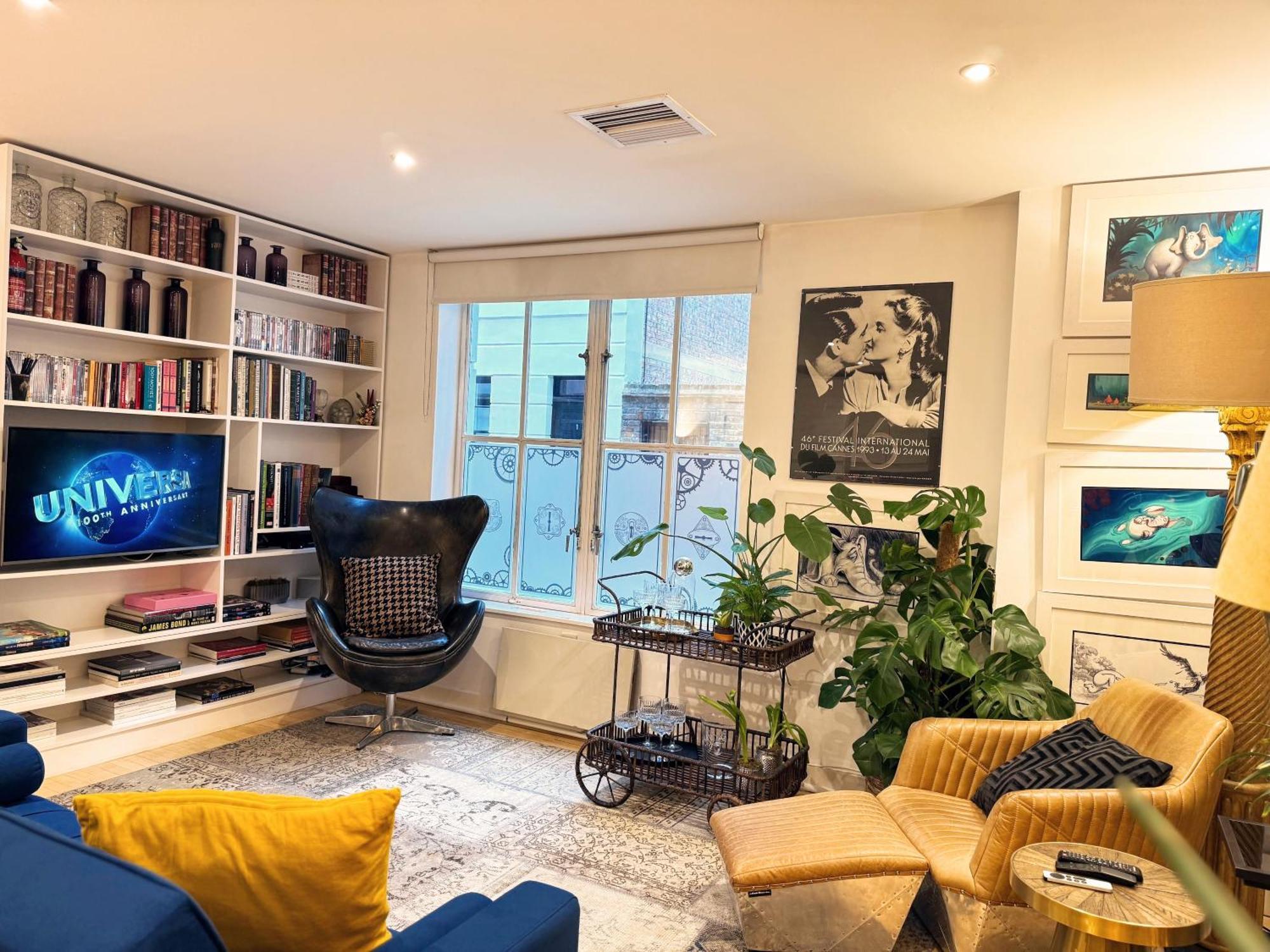 Spacious West End Duplex Apartment, W1 Central London Eksteriør billede